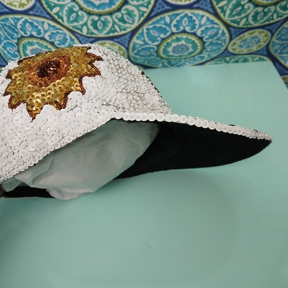 Sequin Baseball Cap - Picture 5 of 7